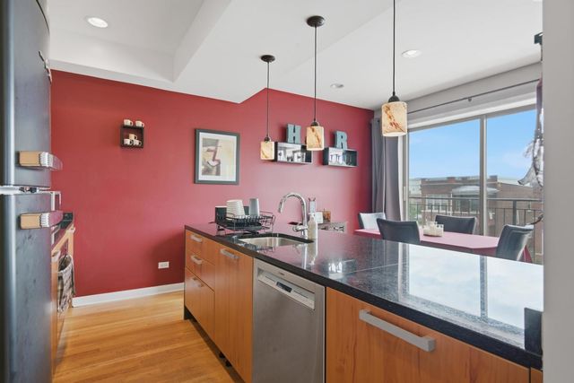 3008 W ADDISON Street 3S, Chicago, IL 60618