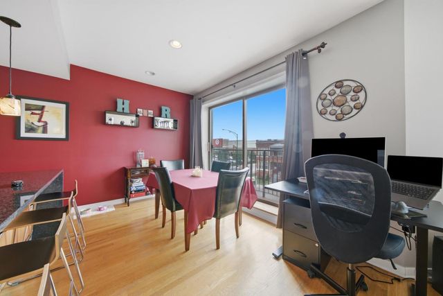 3008 W ADDISON Street 3S, Chicago, IL 60618