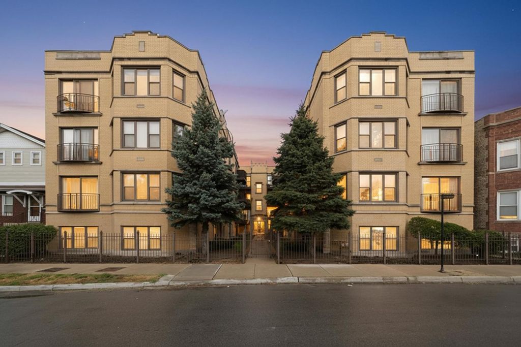 3008 W ADDISON Street 3S, Chicago, IL 60618