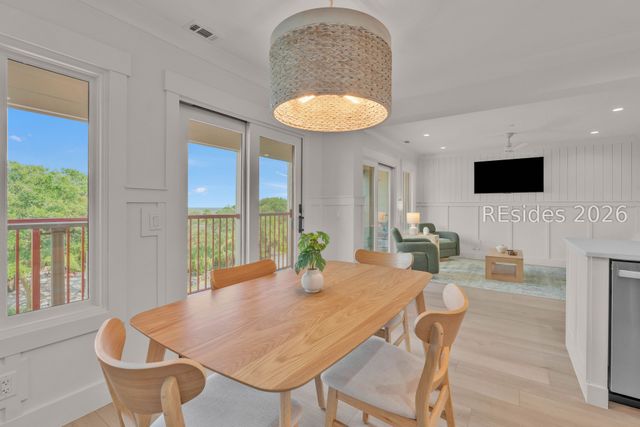 40 Folly Field Road 326, Hilton Head Island, SC 29928