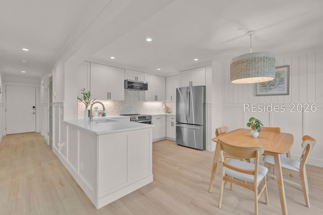 40 Folly Field Road 326, Hilton Head Island, SC 29928