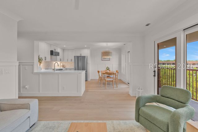 40 Folly Field Road 326, Hilton Head Island, SC 29928