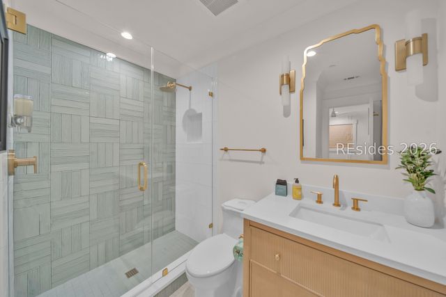 40 Folly Field Road 326, Hilton Head Island, SC 29928