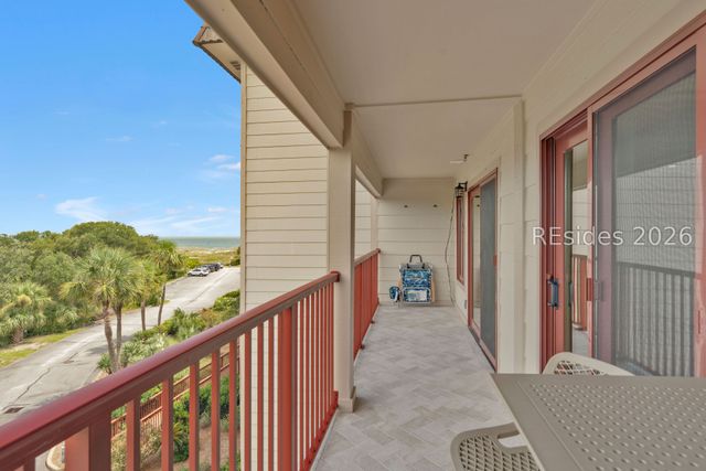 40 Folly Field Road 326, Hilton Head Island, SC 29928
