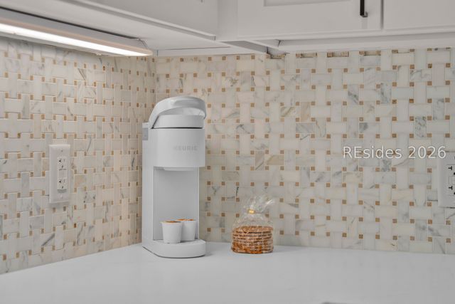 40 Folly Field Road 326, Hilton Head Island, SC 29928