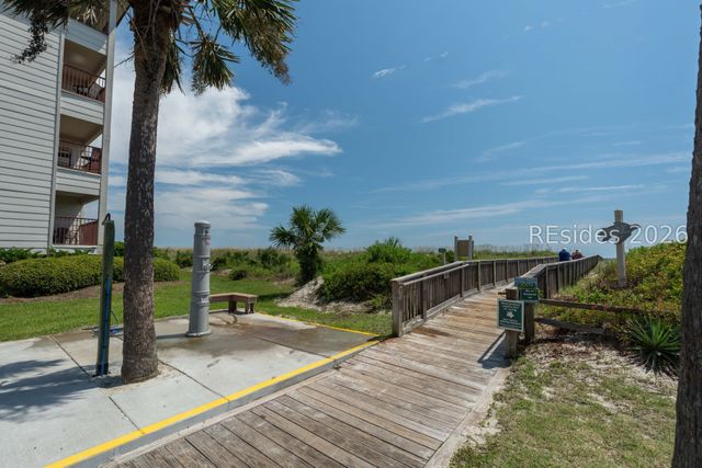 40 Folly Field Road 326, Hilton Head Island, SC 29928