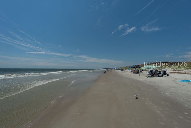40 Folly Field Road 326, Hilton Head Island, SC 29928