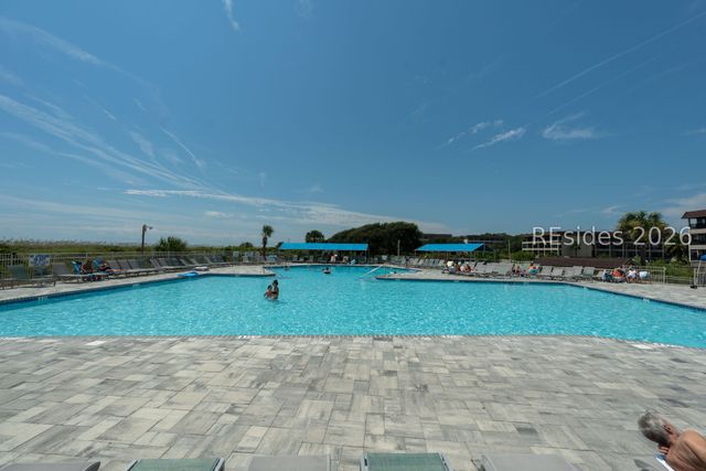 40 Folly Field Road 326, Hilton Head Island, SC 29928