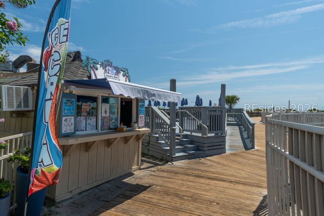 40 Folly Field Road 326, Hilton Head Island, SC 29928