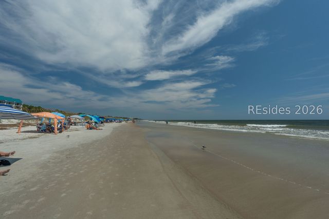 40 Folly Field Road 326, Hilton Head Island, SC 29928