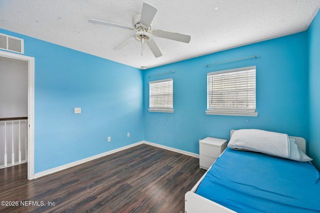 558 ROSERUSH Lane, Jacksonville, FL 32225