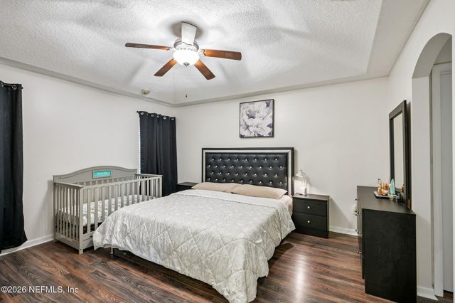 558 ROSERUSH Lane, Jacksonville, FL 32225