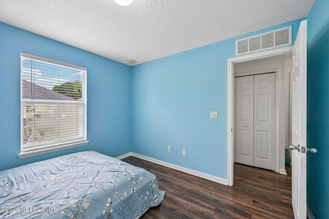 558 ROSERUSH Lane, Jacksonville, FL 32225