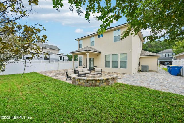 558 ROSERUSH Lane, Jacksonville, FL 32225