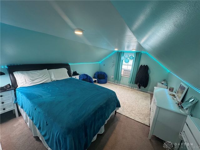 1828 N Sweetbriar Lane, Springfield, OH 45505