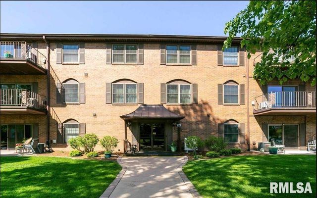 1360 Kimberly Ridge Rd Apt 111, Bettendorf, IA 52722