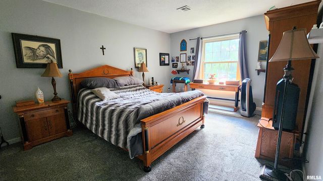 1360 Kimberly Ridge Rd Apt 111, Bettendorf, IA 52722