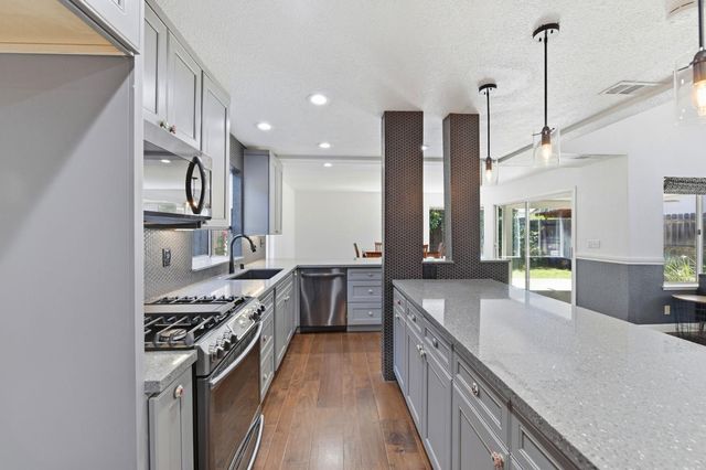 4848 Lonestar Way, Antelope, CA 95843