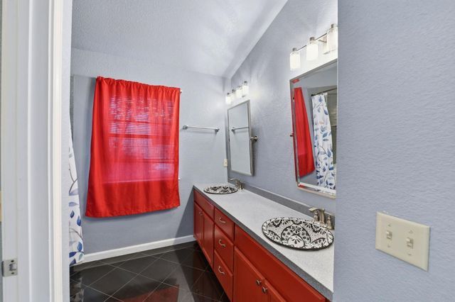 4848 Lonestar Way, Antelope, CA 95843