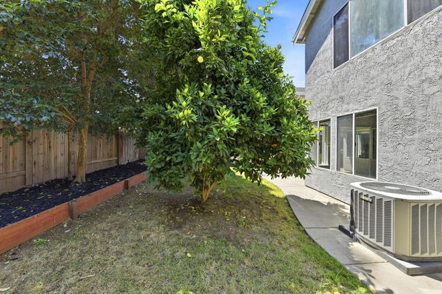 4848 Lonestar Way, Antelope, CA 95843