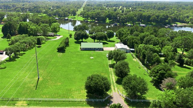 1682 4825, Athens, TX 75751