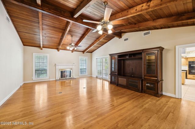 1326 RIVERPLACE Drive, Jacksonville, FL 32223