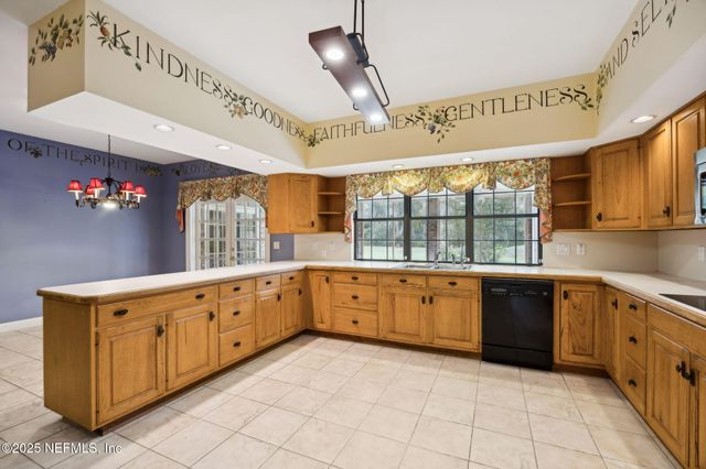 1326 RIVERPLACE Drive, Jacksonville, FL 32223