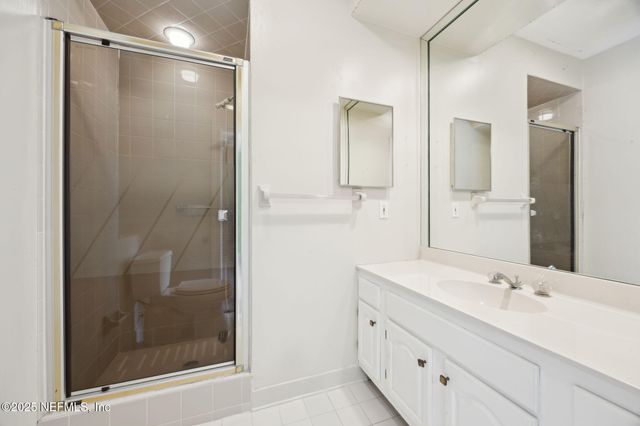 1326 RIVERPLACE Drive, Jacksonville, FL 32223