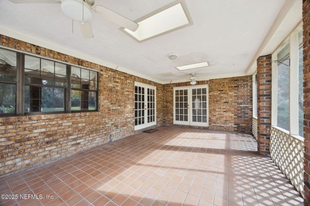 1326 RIVERPLACE Drive, Jacksonville, FL 32223