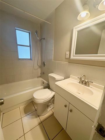 534 33RD AVENUE N, St Petersburg, FL 33704