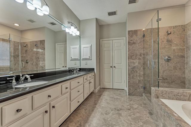 3 Amber Sky Place, The Woodlands, TX 77381