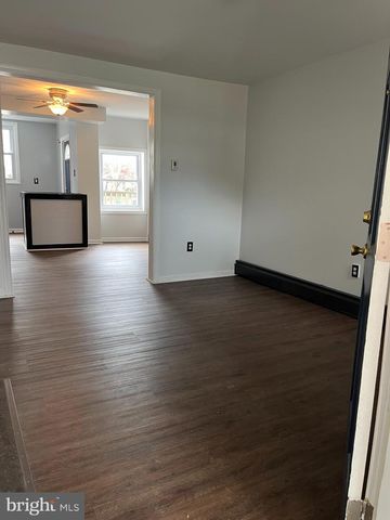 428 CROYDEN RD, Upper Darby, PA 19082