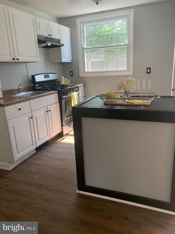 428 CROYDEN RD, Upper Darby, PA 19082