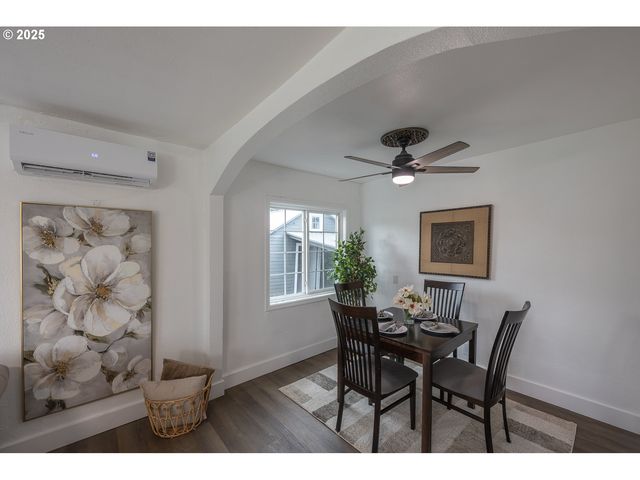 445 Sw MILL St, Sheridan, OR 97378