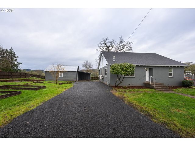 445 Sw MILL St, Sheridan, OR 97378