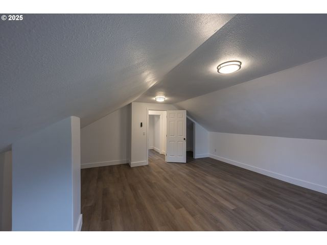 445 Sw MILL St, Sheridan, OR 97378