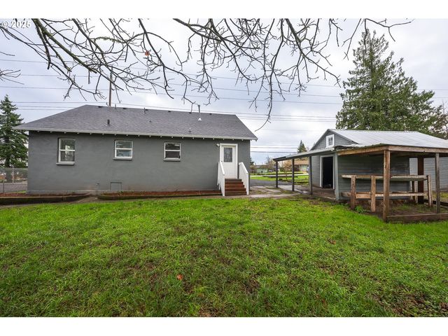 445 Sw MILL St, Sheridan, OR 97378