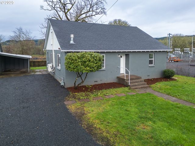 445 Sw MILL St, Sheridan, OR 97378