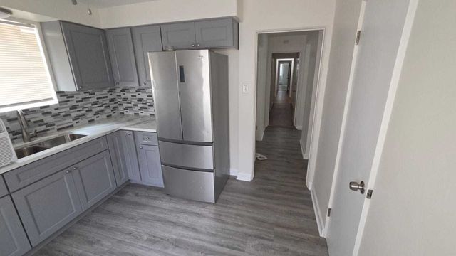 14605 Des Plaines Street 1E, Harvey, IL 60426
