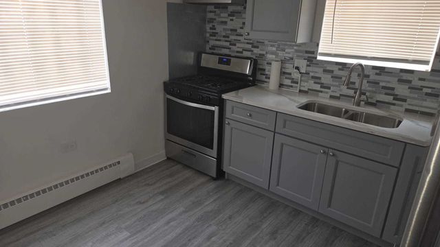 14605 Des Plaines Street 1E, Harvey, IL 60426