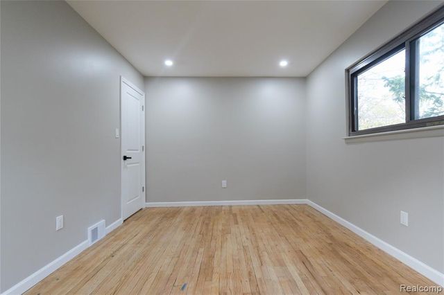 16629 Baylis Street, Detroit, MI 48221