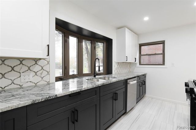 16629 Baylis Street, Detroit, MI 48221