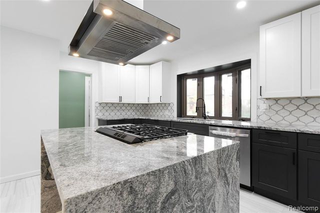 16629 Baylis Street, Detroit, MI 48221