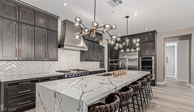 2669 Pioneer Estates Court, Las Vegas, NV 89117