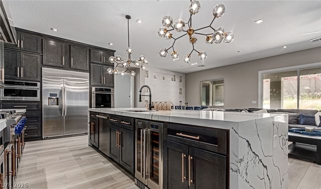 2669 Pioneer Estates Court, Las Vegas, NV 89117