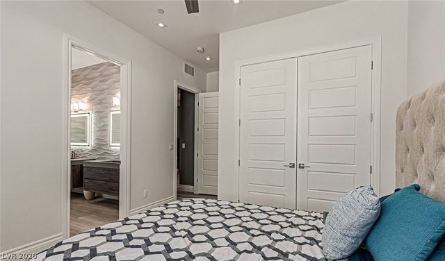 2669 Pioneer Estates Court, Las Vegas, NV 89117