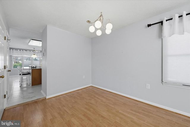 100 KARAKUL CT, Stephens City, VA 22655