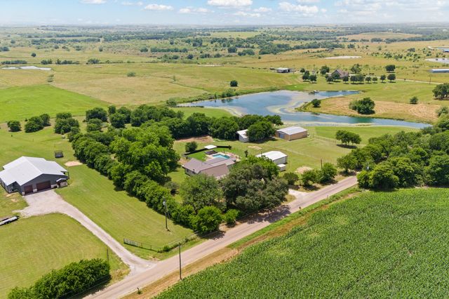 11240 County Road 102, Grandview, TX 76050