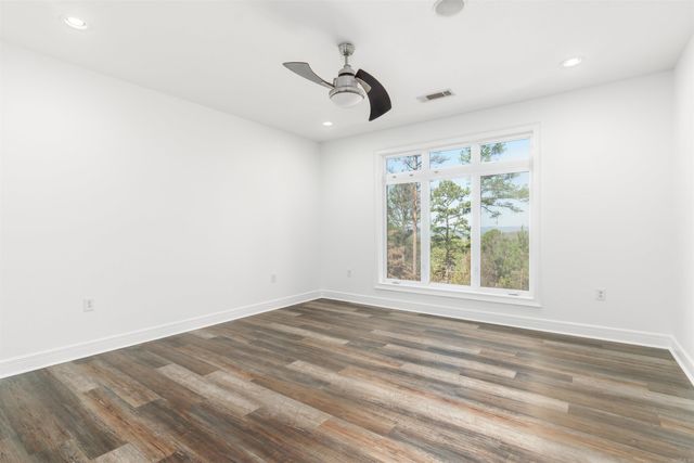 20 Las Navas Lane, Hot Springs Village, AR 71909