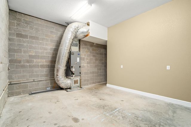 20 Las Navas Lane, Hot Springs Village, AR 71909